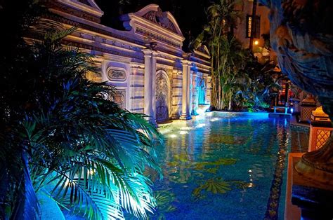 villa casa casuarina reservations.